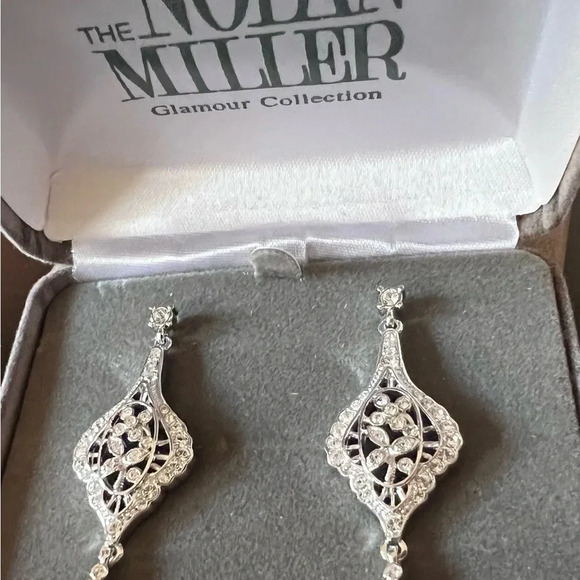 Vintage Nolan Miller Julia Crystal Drop Dangle Pierced Earrings Flower - Picture 2 of 4